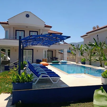 Rota Villalari بيت للعطل
