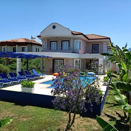 Rota Villalari بيت للعطل *